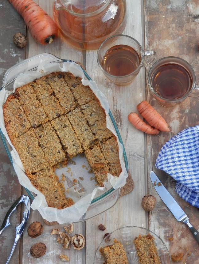 Energierepen met noten, zaden en wortel