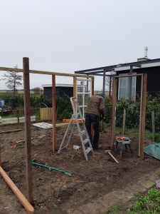 DIY: zelf een tuinkas of serre bouwen